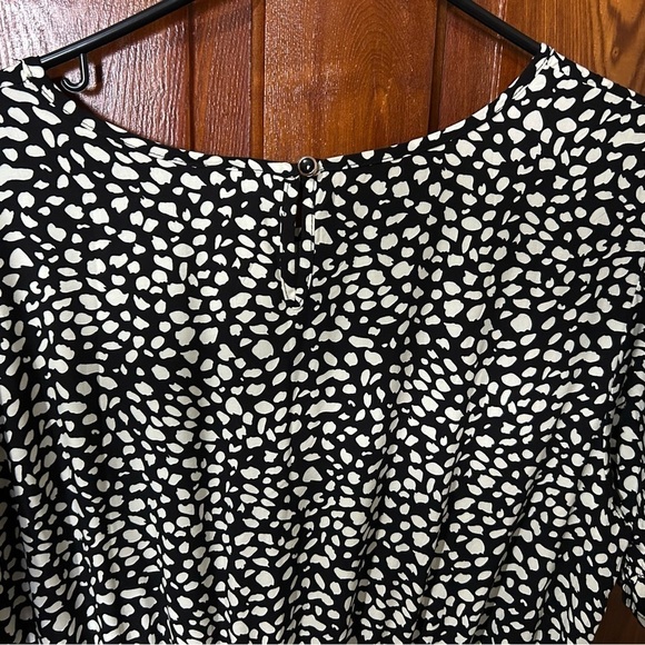 XL - Grecerelle Tiered Dress - Picture 7 of 7